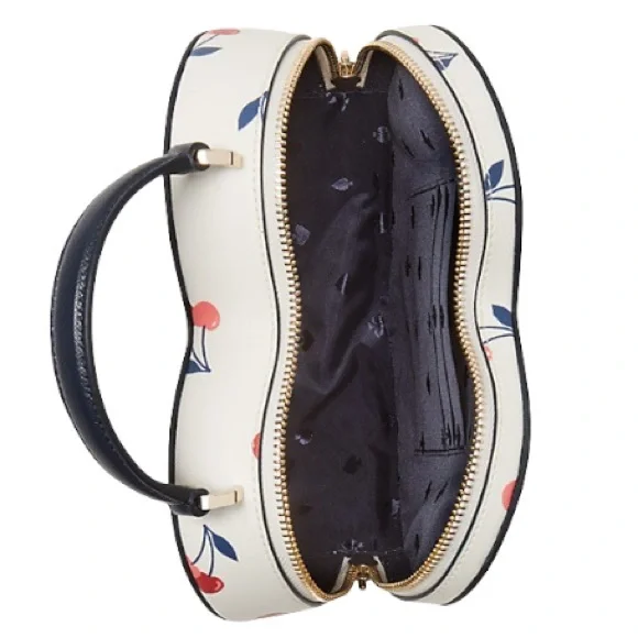 โ ๏ธ๐ kate spade โ ๏ธ ๐ Love shack Cherry Printed Heart Crossbody Box Bag, Cream - Picture 3 of 6